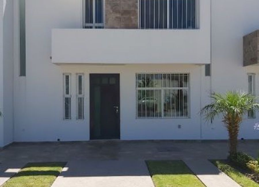CASA EN VENTA SAN LUIS POTOSI PRIVADA PUNTA DIAMANTE, 3 HABITACIONES, 2