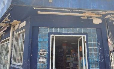 SE VENDE LOCALES COMERCIALES DOBLE PISO, UBICADO EN BLVD TELLEZ CRUCES (ESQUINA)