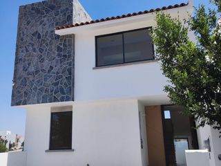Hermosa casa nueva en El Marqués,  recámara en planta baja