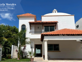Casa en renta de 3 recamaras en Residencial Cumbres Cancún