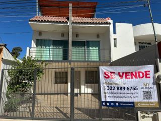 Casa en Venta en Colonia Independencia Puerto Vallarta excelente Zona.