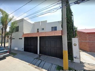 GRAN OFERTA!!! BONITA CASA EN VENTA