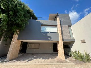 Casa en Venta en Villa Mirage, Morillotla, Puebla