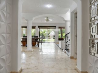 Casa en venta de 3 recámaras Isla Dorada Zona Hotelera Cancún