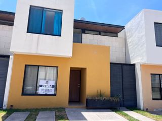 Casa en Venta en Alceda Residencial con 4 Recamaras.