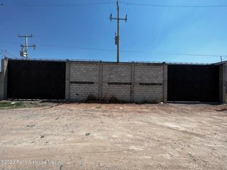 Terreno bardeado de 1,141.36 m2 en venta, ubicado a 11 minutos de Aeropuerto de Querétaro