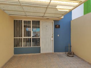 Casa Amueblada, 2 Niveles, Fracc. Hacienda Los Capulines 1, $5,100.00