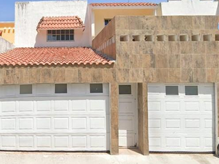 HERMOSA CASA UBICADA EN GRAN SANTAFE CANCUN