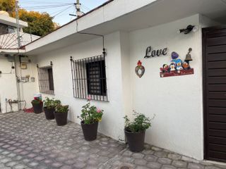 En VENTA propiedad con 2 casas de un solo nivel colonia Lomas de la Selva, Cuernavaca, Morelos.