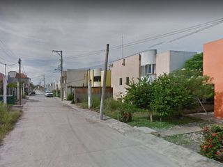 CASA EN VENTA, VILLAS DE SAN CLEMENTE, ALAMO, VERACRUZ -AG