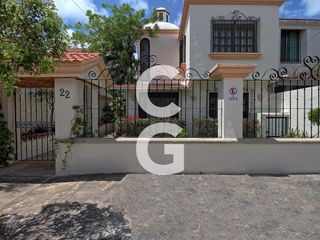 Casa en Venta en Cancún en Cerrada Farallon con 3 Recámaras y Terraza