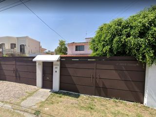 CASA EN VENTA EN JURICA, EN REMATE HIPOTECARIO, NO CRÉDITOS!!!!!!!!