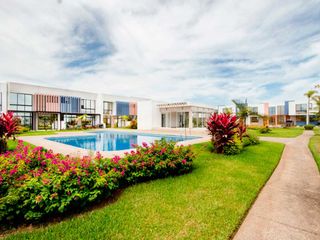 Casa en Seaport en RENTA,  3 recamaras, en coto con vigilancia, alberca y hermosos jardines cerca del aeropuerto