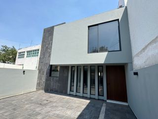 Casa nueva en Diplomaticos, Naucalpan de Juarez. Estado de México.