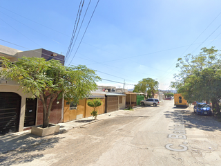 ¡¡Atención Inversionistas!! Amplia y linda Casa en Remate Bancario Col. Villa California, Torreón Coah