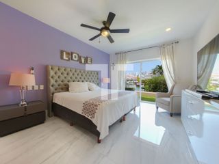 Departamento en renta Isla Real de 2 recámaras en Isla Dorada Zona Hotelera Cancún
