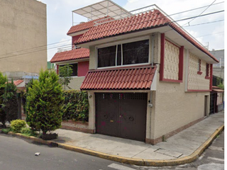 VENTA DDE CASA AMPLIA EN GUSTAVO A. MADERO