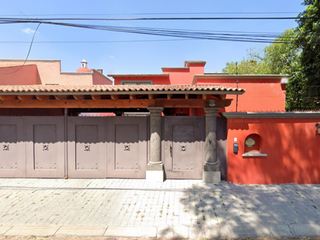 Asombrosa Casa con Jardín en Jurica, Querétaro. Oportunidad de Remate Bancario. ¡Invierte en tu Futuro!