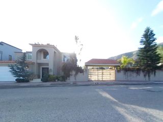 Propiedad de 2 casas en VENTA dentro de Baja Country Club Ensenada B C
