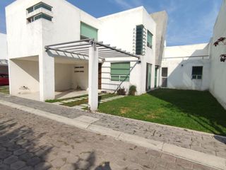 Casa en venta en Puebla San Pedro Cholula por Zerezotla a 2 minutos de Plaza las Glorias