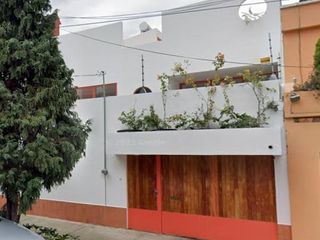 Hermosa Casa en Venta en Del Carmen, Coyoacán