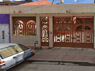 Casa en venta Calle Presa De Sta. Ana 181, Ribera De La Presa, 37100 León, Gto., México