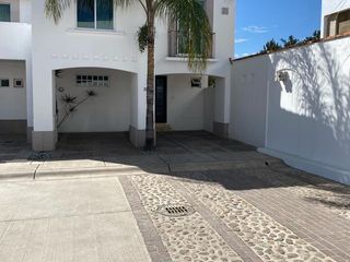 Casa Amueblada en Renta Cedros Residencial Al Norte