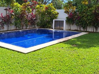 Villa Magna Cancun casa en venta junto a parque.