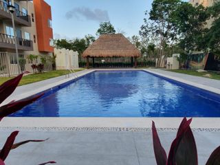 Se vende departamento con piscina en Cancun.