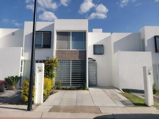 Bonita casa en venta en Av. De la Vida, Los Ángeles, Querétaro, México
