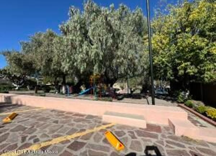 place photo 13