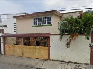 HERMOSA CASA EN VENTA EN RÍO CHAMPOTÓN, VILLA DEL RÍO, BARRIO DE SANTA ANA, SAN FRANCISCO DE CAMPECHE, CAMPECHE.