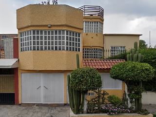 Casa en Culhuacan Ctm de 4 Niveles en Remate
