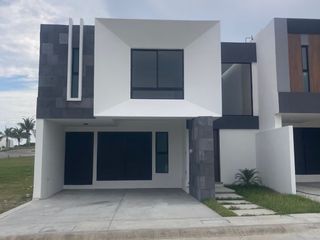 Casa Nueva en venta Fracc. Lomas del Dorado Boca del Río Veracruz