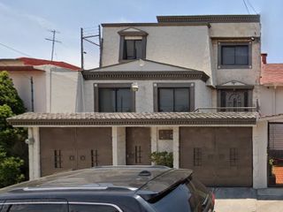 Hermosa casa en venta ubicada en C. Piñon, Cumbres de San Mateo, 53210 Naucalpan de Juárez, Edo de Méx.