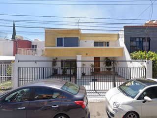 Casa en Venta en Santiago de Querétaro. Remate Bancario.