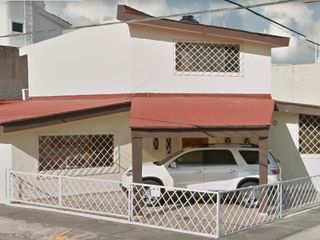 Casa en Venta de Recuperación Bancaria en Av. del Valle, Ciudad del Valle, Tepic, Nayarit.