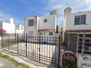 Casa en venta en colonia Conquistadores, Santiago de Querétaro, Qro.