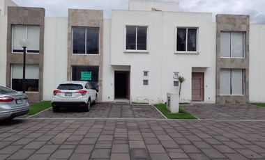 San Mateo Atenco Fcto. Residencial la luna  vendo casa con escritura y todo pagado se acepta infonavit