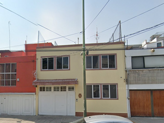 Casa en Venta Ubicada en Uxmal, Narvarte Poniente, Benito Juárez, CDMX