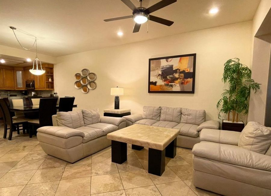 Condominio frente a la playa de 3 recamaras en venta san carlos playa