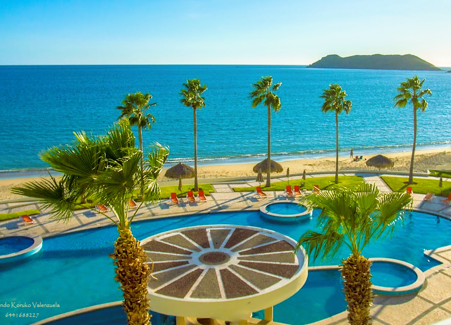 Condominio frente a la playa de 3 recamaras en venta san carlos playa