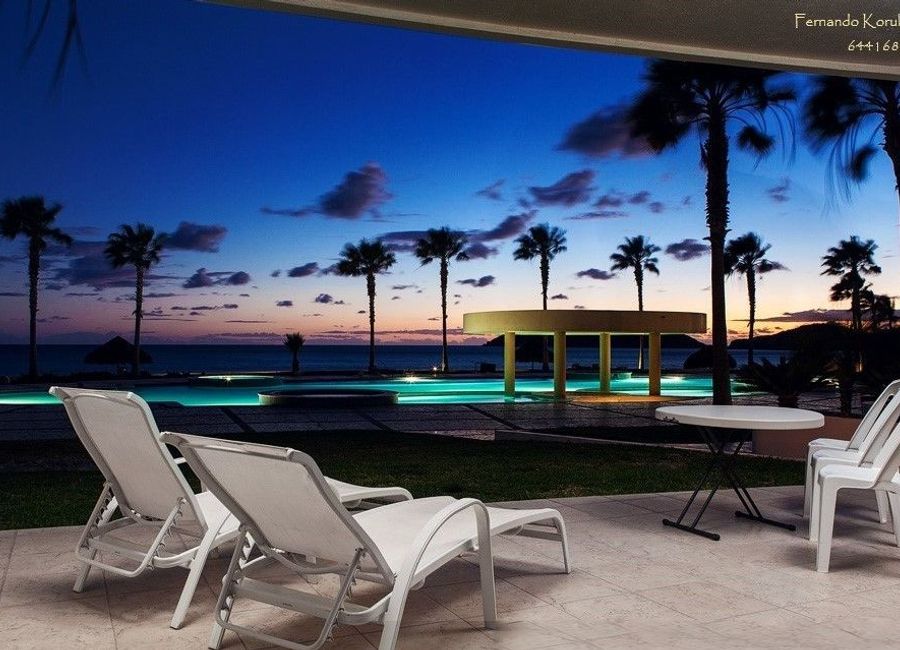 Condominio frente a la playa de 3 recamaras en venta san carlos playa