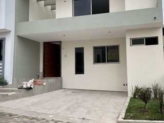 Casa en venta en Residencial Argenta en San Isidro Zapopan