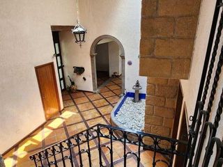 En venta casa estilo Colonial Mexicano 3 recàmaras terraza asador àrea infantil CM-23-3973