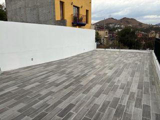 SE RENTA TERRAZA CON HERMOSA VISTA EN EL BARRIO DE XOCHIMILCO
