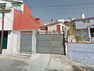 Casa en Lomas Altas, Toluca. YM5