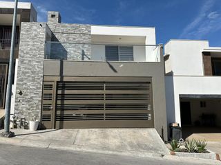Casa en Venta en Lomas, Sector Quetzales, García Nuevo León