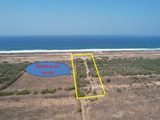 Se vende terreno con frente de playa, en Puerto Esc. Oax.