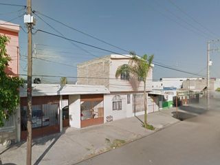 Casa en Col. Villas de la Merced, Torreón, Coahuila., ¡Compra directa con el Banco, no se aceptan créditos!